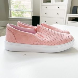 Navig8 Blush Sneakers Daily-01